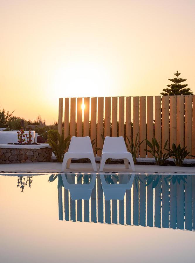 Amor Hideaway Villas Fira  Zewnętrze zdjęcie